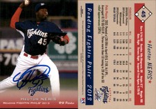 Hector Neris Signed 2013 Grandstand Reading Fightin Phils #NNO Card Auto AU
