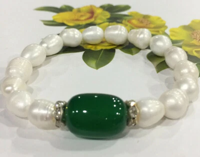 Brazalete de gemas ovaladas de jade verde de 9-10 mm de perlas de cultivo Akoya blancas y 12x16 mm 7,5"" Foto 1 de 3