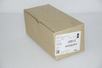 YALE 5VRV3 CA4601 630 SATIN STAINLESS CYLINDRICAL PASSAGE KNOB LOCKSET NEW - Image 1 of 4