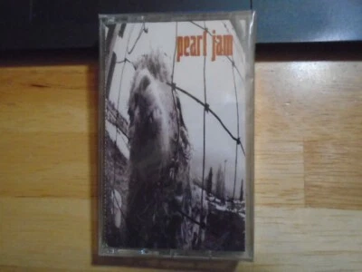 SEALED RARE OOP Pearl Jam CASSETTE TAPE Vs. grunge Eddie Vedder Temple of Dog 93 - Image 1 of 3