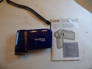 Insignia NS-DV720P HD Digital Camera Camcorder - Blue Works MINT charge/tv cords - Picture 1 of 8