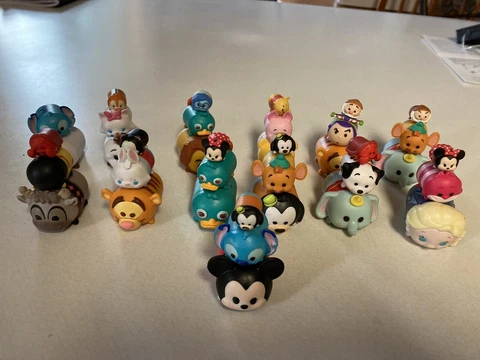 All Disney TSUM TSUM Lot 39 Mickey Minnie Dumbo Tigger More Rare! Vinyl Stacks Cover