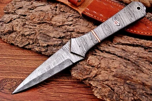 Custom Made Damascus Hunting Boot Knife /Hand Forged Damascus Steel Blade 893 - Picture 1 of 5