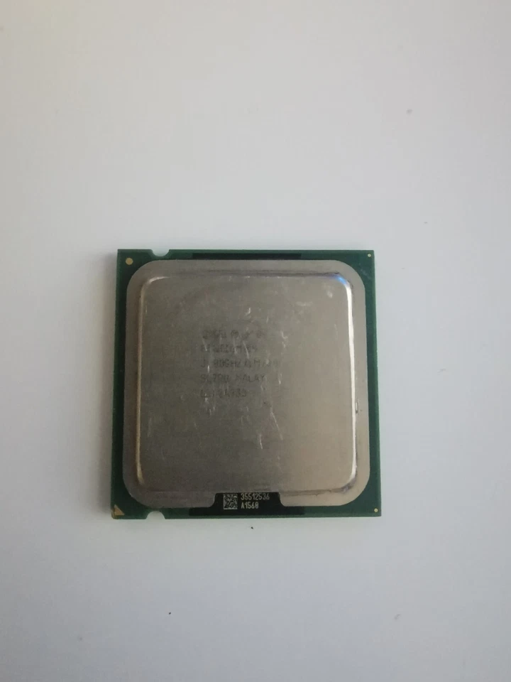 Processore INTEL pentium 4 - 530J SL7PU - Immagine 1 di 1