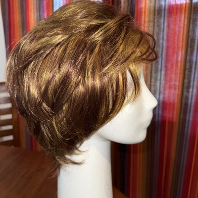 Nuevo en caja Raquel Welch Opening Act Promedio Miel Tostadas ¡Nuevo!! Foto 1 de 4