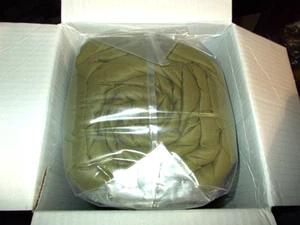 Downluxe QUEEN COMFORTER ... SHAMS (OLIVE GREEN/GREY) 88" x 92" - Picture 1 of 7