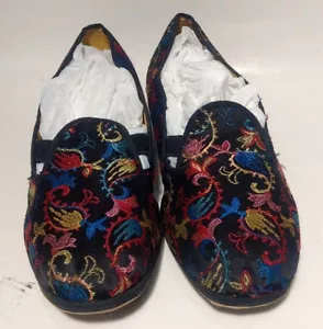 Embroidered Vintage Wellco Paisley Pattern Slipper Size 7 W Multi Color Black - Picture 1 of 11