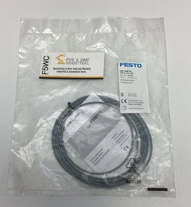 Festo SMT-10M-PS-24V-E-2.5-L-0E Proximity Sensor 551373 - Picture 1 of 6
