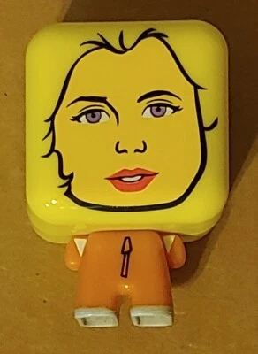 2-дюймовая мини-фигурка DEBBIE 2021 для взрослых SWIM HARDEE'S CARL'S JR SEALAB 2021 - Изображение 1 из 2