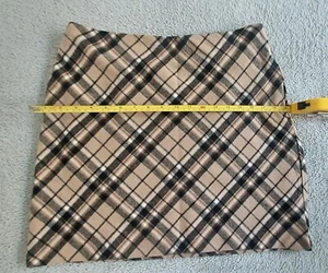 New Look Beige Mix Check Short Woollen Skirt Lined With Side Zip- UK Size 12 - Picture 1 of 15