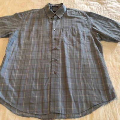 Van Heusen Mens Shirt Size L (16-16 1/2) Button Up Short Sleeve Blue Plaid - Image 1 of 3