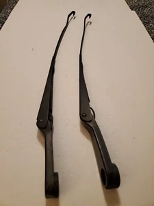 2002 2005 LANDROVER FREELANDER LEFT & RIGHT WINDSHIELD WIPER ARMS OEM NO BLADES - Picture 1 of 6