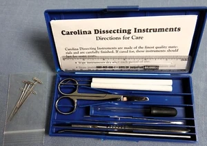 (1) Carolina Instruments Student 7 Piece Dissection Kit, Grade: 9 to 12 - Picture 1 of 2