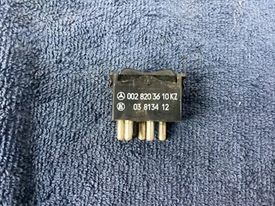 Interruptor ventana mercedes-benz w201 190e 190d Foto 1 de 4