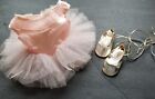 VINTAGE ETIKETT TERRI LEE PIONK BALLERINA OUTFIT MIT SILBERNEN BALLETTSCHUHEN