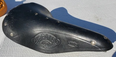 Asiento de sillín de bicicleta de cuero ideal TB 42 de colección Schwinn Peugeot Motobecane Raleigh Foto 1 de 4