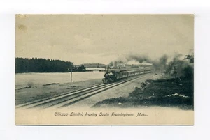 Postal de Framingham MA, máquina de vapor de ferrocarril que se arrastra a lo largo del depósito, nítida - Imagen 1 de 2