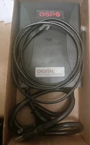 ESP D5143NT Parasurtenseur numérique QC 120V 20A 50/60HZ - Photo 1/5