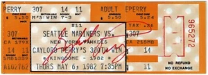 Gaylord Perry Signed Auto 300th Win Commemorative Baseball Ticket 5/6/82 PSA COA - Picture 1 of 3