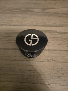 Georgio Armani Compact Cream Concealer (RRP- $68) - Picture 1 of 3