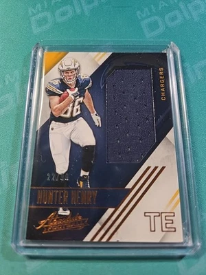 2016 Absolute HUNTER HENRY Jersey Patch #22/99!!! New England Patriots  - Image 1 of 3