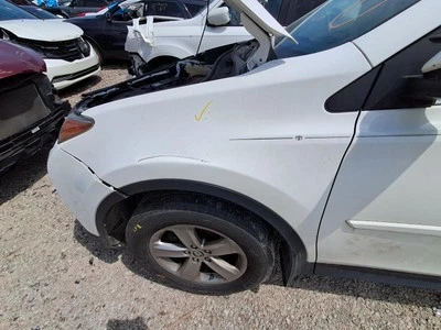 Used Front Left Fender fits: 2015 Toyota Rav4 gasoline Front Left Grade A Foto 1 de 4