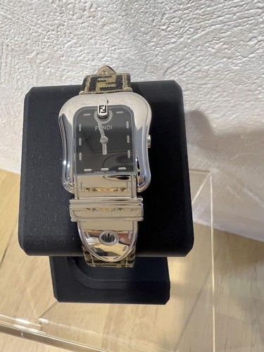 Orologio Fendi 3800L Uomo Quarzo Quadrante Nero Cassa SS Cinturino Tessuto e Pelle