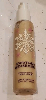 Bath & Body Works "COPOS DE NIEVE Y CACHEMIRA" - Loción corporal Diamond Shimmer - 4,9 oz Foto 1 de 3