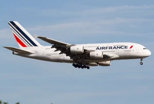 1:400 APOLLO AIR FRANCE AIRBUS A380 Passenger Aircraft Diecast Airplane Model - Picture 1 of 15