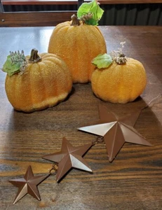 Lot Fall Autumn Decorations Textured Resin Pumpkins & Metal Stars Thanksgiving - Picture 1 of 4