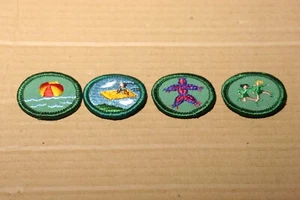 SELTENES VINTAGE KONVOLUT 4 BESTICKTE AUFNÄHER - Bild 1 von 7