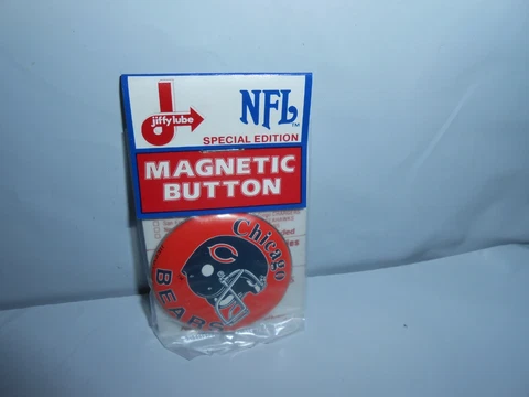 VTG NOS JIFFY LUBE CHICAGO BEARS NFL MAGNETIC BUTTON STANDING BOARD MAGNET 1 7/8 Cover