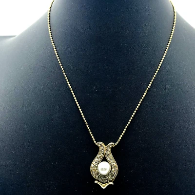 Lyre Pendant Necklace Gold Tone Rhinestones Simulated Pearl Center Classic Music - Image 1 of 4