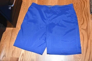 PGA TOUR SIZE 38 BLUE GOLF SHORTS MEASURE 40 WAIST - Foto 1 di 3