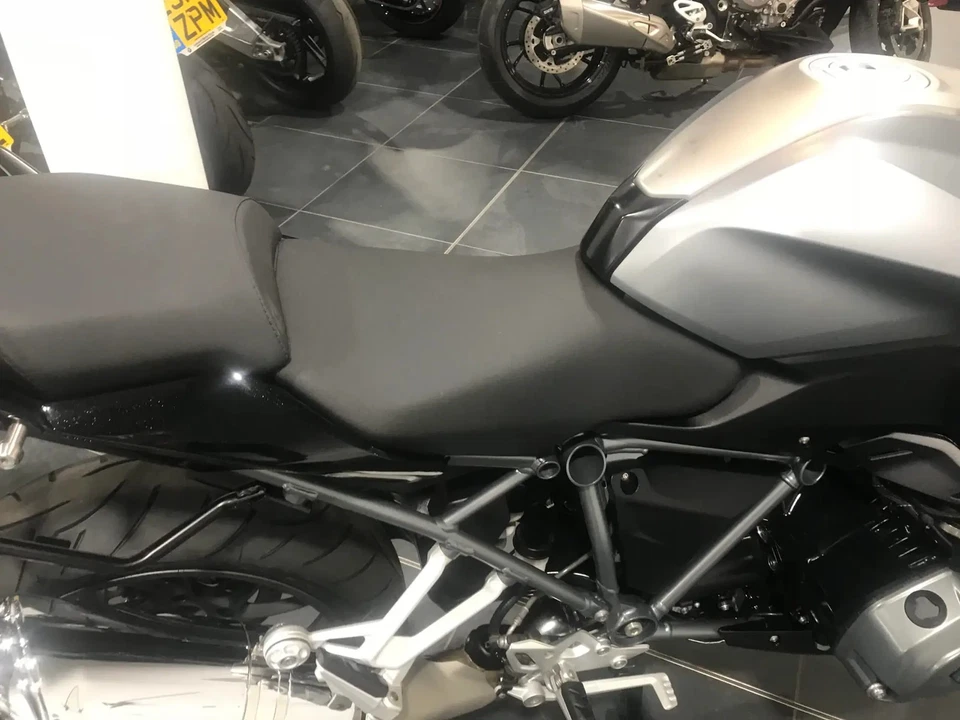 Cool Covers Motorcycle Seat Cover BMW R1200RS 2015- Current Rider Foto 1 de 1