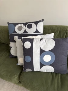 Set Of 3 Cushions In Shades Of Grey/ Blue/ White With 2 Oblong + 1 Large Square - Picture 1 of 8