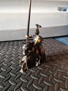 Schleich Black Knight On Horse - Rare & Retired Schleich - 70032 - Picture 1 of 4