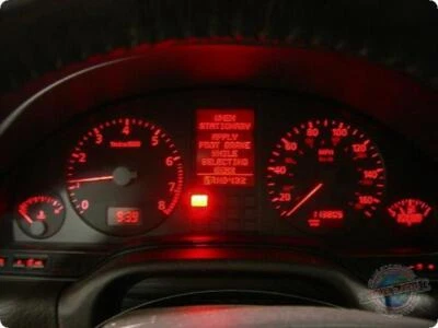 Espejo retrovisor derecho usado se adapta a: Audi A8 Power 1999 sin plegable sin memoria grado derecho Foto 1 de 4