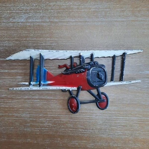 Vintage 1975 Sexton WW1 Red Bi-Plane Homco Cast Iron Wall Art - Picture 1 of 4