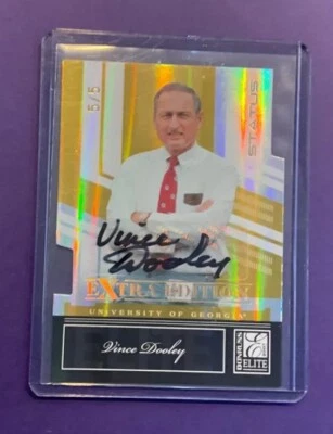 2007 Donruss Elite Edition Gold /5 Vince Dooley Autograph - Image 1 of 2