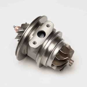 Cartuccia turbocompressore per trattore Kubota / nucleo turbo movimento terra - Foto 1 di 5