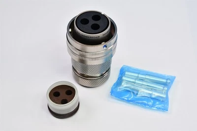 Amphenol GTC06SB22‑2SZ(027) Circular Mil‑Spec Connector 3‑Position Plug Size 22 - Image 1 of 3