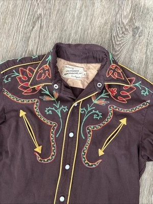 40s California Ranchwear Gabardine Cowboy Western Pearl Snap Chain Stitch Flower - Image 1 of 4