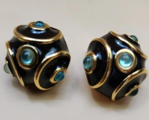 Nice Kenneth Jay Lane (KJL) Black Enamel Aqua Blue Cabochon Domed Earrings - Picture 1 of 4