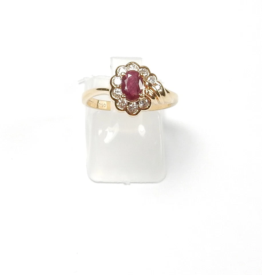  Diamond and Ruby  18 Carat Gold Ring  Engagement cluster - Image 1 of 1