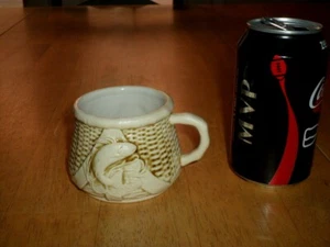 [TROUT] FLY FISHING WICKER CREEL [3-D] BAG IMAGE, Ceramic Coffee Cup, 1960's yrs - Picture 1 of 11