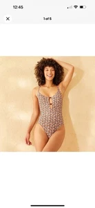 Women's Shade & Shore Geo Print Key Hole One Piece Swimsuit Medium NWT - Picture 1 of 9
