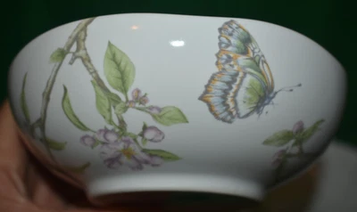 2 FANCIFUL FLIGHT SOPA/TIGELAS DE CEREAIS - 222 QUINTA - BORBOLETAS E FLOR DE CEREJEIRA - Imagem 1 de 4