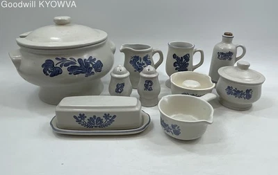 Lote de utensilios de cocina de gres azul Pfaltzgraff Yorktowne - 10 piezas Foto 1 de 4