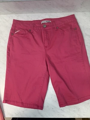 Code Bleu Chelsea Bermuda Luxe Lift Stretch Oat Beige Jean Shorts Size 8 - Image 1 of 4